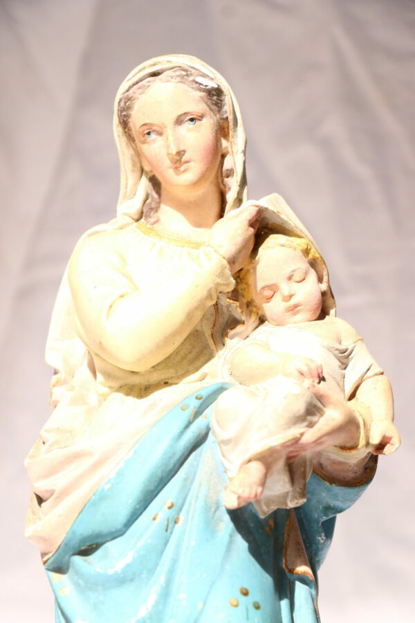 Grande vierge Ste Marie à l'enfant Jésus plâtre polychrome réhaussé à la feuille d'or